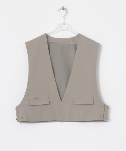 LAATO(ラート)の「layered vest(ベスト・レディース・ベージュ/アイボリー・FREE)」の5枚目の写真
