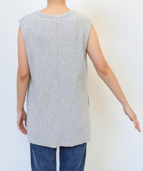 andme(アンドミー)の「【セルフカット】リブノースリーブトップス(Tシャツ/カットソー・レディース・スミクロ/キナリ/ネイビー/杢グレー/ブラック・M)」の21枚目の写真