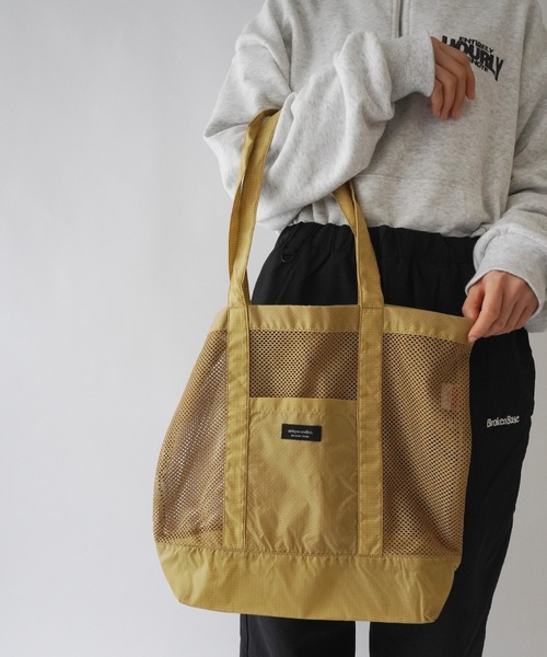 United Athle（ユナイテッドアスレ）の「【 UNITED ATHLE / ユナイテッドアスレ 】 antique andico ライトナイロン リップストップ メッシュ トートバッグ（トートバッグ・レディース・ベージュ/ブラック/カーキ・FREE）」の11枚目の写真