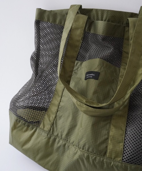 United Athle（ユナイテッドアスレ）の「【 UNITED ATHLE / ユナイテッドアスレ 】 antique andico ライトナイロン リップストップ メッシュ トートバッグ（トートバッグ・レディース・ベージュ/ブラック/カーキ・FREE）」の13枚目の写真