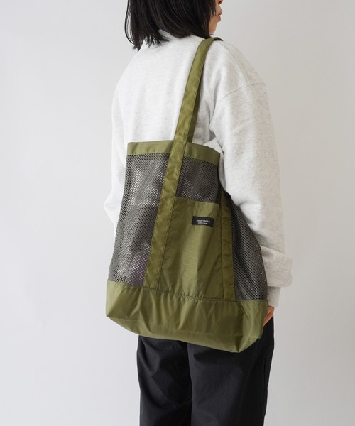 United Athle（ユナイテッドアスレ）の「【 UNITED ATHLE / ユナイテッドアスレ 】 antique andico ライトナイロン リップストップ メッシュ トートバッグ（トートバッグ・レディース・ベージュ/ブラック/カーキ・FREE）」の18枚目の写真