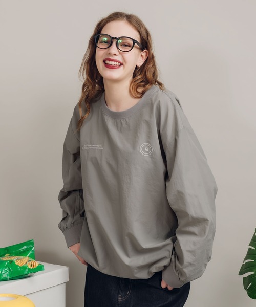 MUHET(ミュエータ)の「ナイロンドロストトップス(その他トップス・レディース・カーキ/ブラック/ライトグレー・MEDIUM/X-LARGE)」の2枚目の写真