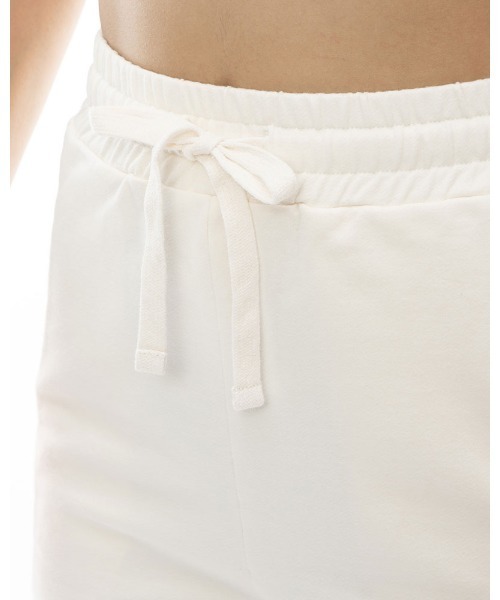 BILLABONG(ビラボン)の「BILLABONG レディース ARCH LOGO SWEAT WALK SHORTS スウェットパンツ 【2024年春夏モデル】/ビラボンウエストゴムショートパンツ(スウェットパンツ・レディース・ブラック/ホワイト/インディゴブルー・LARGE/MEDIUM)」の6枚目の写真