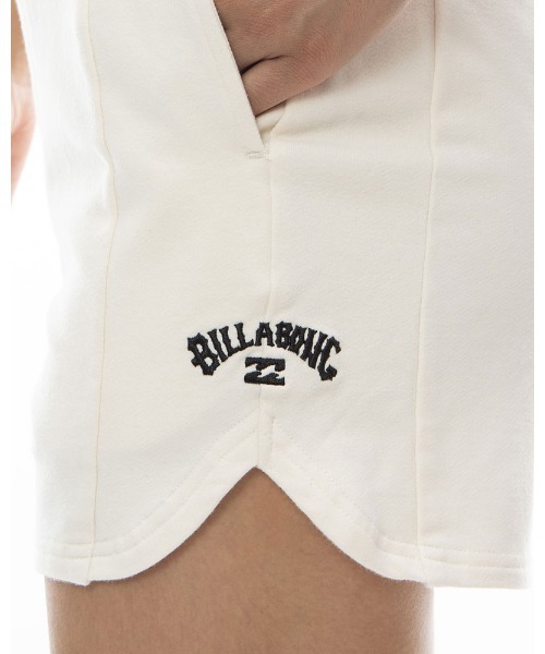 BILLABONG(ビラボン)の「BILLABONG レディース ARCH LOGO SWEAT WALK SHORTS スウェットパンツ 【2024年春夏モデル】/ビラボンウエストゴムショートパンツ(スウェットパンツ・レディース・ブラック/ホワイト/インディゴブルー・LARGE/MEDIUM)」の8枚目の写真
