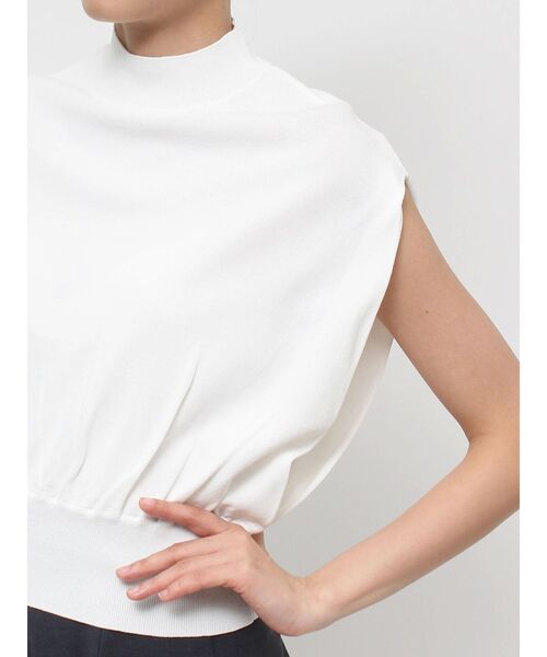 LAGUNAMOON(ラグナムーン)の「タックスリーブニットプルオーバー(ニット/セーター・レディース・ホワイト/ブラック/ブルー・FREE)」の8枚目の写真