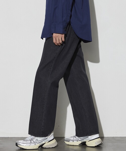 Firsthand（ファーストハンド）の「Firsthand/ファーストハンド オゾン加工ブラックデニム / センタープレス フレアデニムパンツ（デニムパンツ・メンズ・ブラック・MEDIUM/LARGE）」の18枚目の写真