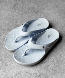 U.S. POLO ASSN.（ユーエスポロアッスン）の「【U.S. POLO ASSN.】超軽量！EVA素材クッションサンダル（サンダル）」
