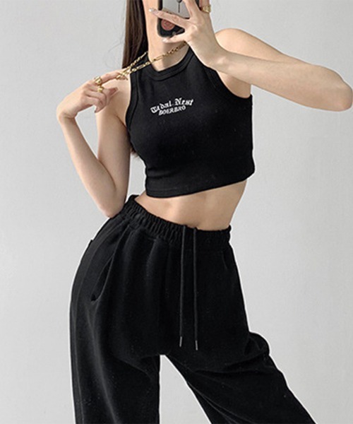 Miniministore(ミニミニストア)の「ショート丈 リブタンクトップ レディース(タンクトップ・レディース・キャメル/ホワイト/ブラック/ライトグレー/ダークグレー/モスグリーン・FREE)」の9枚目の写真