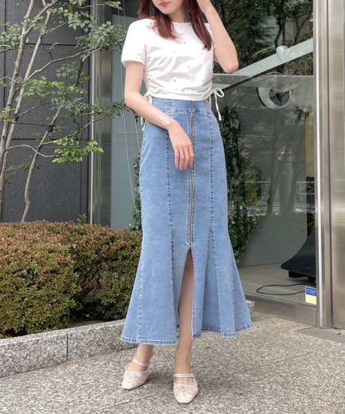 NOMAE(ノーマエ)の「ビジューサイドギャザーTシャツ(Tシャツ/カットソー・レディース・ホワイト/ブラック/ピンク/ライトグリーン/グリーン・FREE)」の7枚目の写真