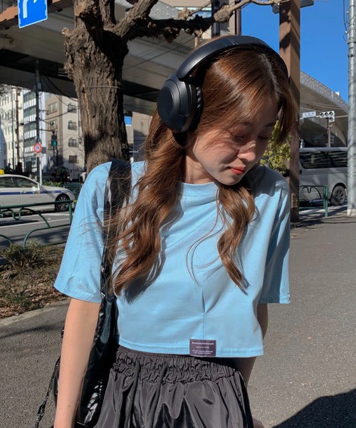 SHEPP(シープ)の「ロゴネーム付き ギャザー クロップドTシャツ(Tシャツ/カットソー・レディース・ホワイト/ブラック/サックスブルー/ブルー/グレー・F)」の10枚目の写真