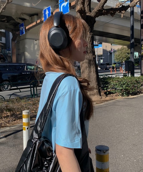 SHEPP(シープ)の「ロゴネーム付き ギャザー クロップドTシャツ(Tシャツ/カットソー・レディース・ホワイト/ブラック/サックスブルー/ブルー/グレー・F)」の11枚目の写真