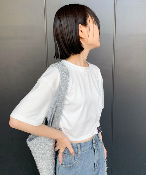 SHEPP(シープ)の「ロゴネーム付き ギャザー クロップドTシャツ(Tシャツ/カットソー・レディース・ホワイト/ブラック/サックスブルー/ブルー/グレー・F)」の17枚目の写真