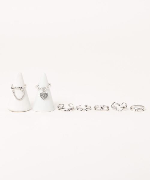 Mayree（メイリー）の「【urge select】Y2K ハートモチーフ ヴィンテージデザイン シルバー リング【7個セット/サイズ調節可能】（リング・レディース・シルバー系・FREE）」の3枚目の写真