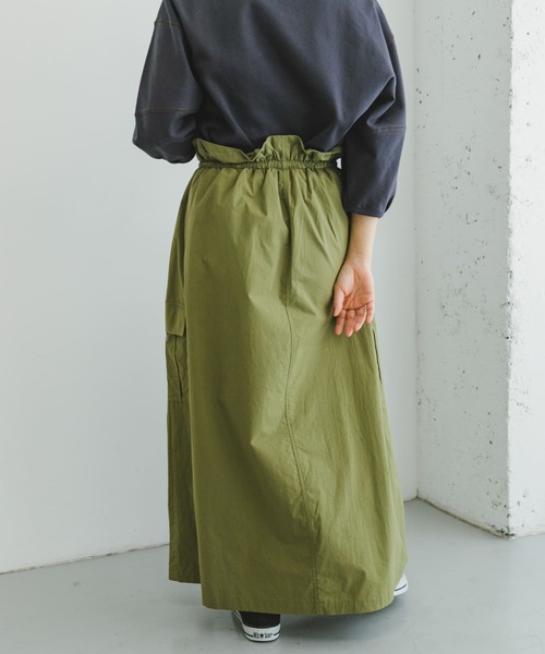 ITEMS URBANRESEARCH（アイテムズ アーバンリサーチ）の「ドロストカーゴスカート（スカート・レディース・ブラック/カーキ・FREE）」の11枚目の写真