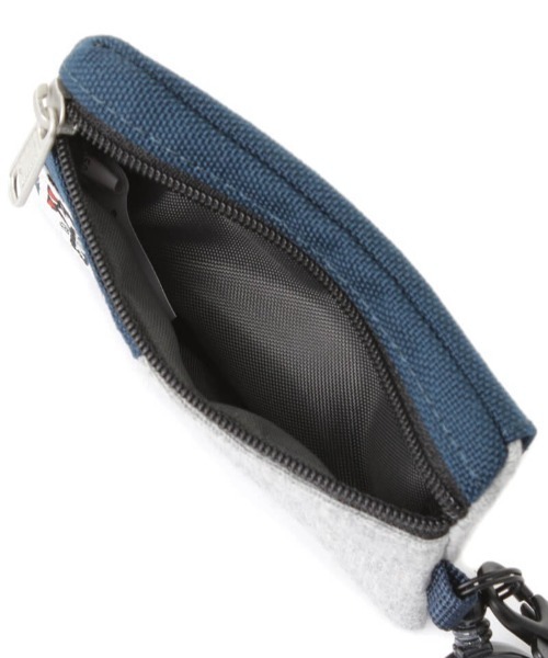 CHUMS（チャムス）の「CHUMS/チャムス パスケース PASS CASE SWEAT NYLON コミューターパスケーススウェットナイロン CH60-3619（パスケース・メンズ・グレー系その他/ブラック/ピンク系その他/グリーン/ブルー系その他・FREE）」の14枚目の写真