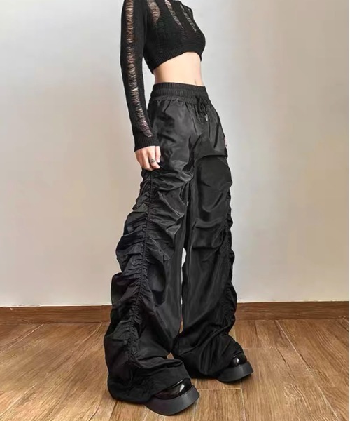 .KOM（ドットコム）の「『.KOM/ドットケーオーエム』シャーリングワイドパンツ【Y】【CN】（その他パンツ・レディース・ホワイト/ブラック・S）」の2枚目の写真