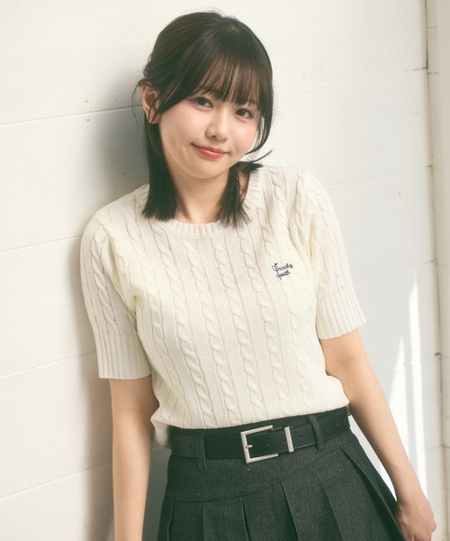 Ada.(エイダ)の「<Peachyyouth × Ada.>半袖 ケーブル サマーニット(ニット/セーター・レディース・ライトブルー/ホワイト/ネイビー・FREE)」の7枚目の写真