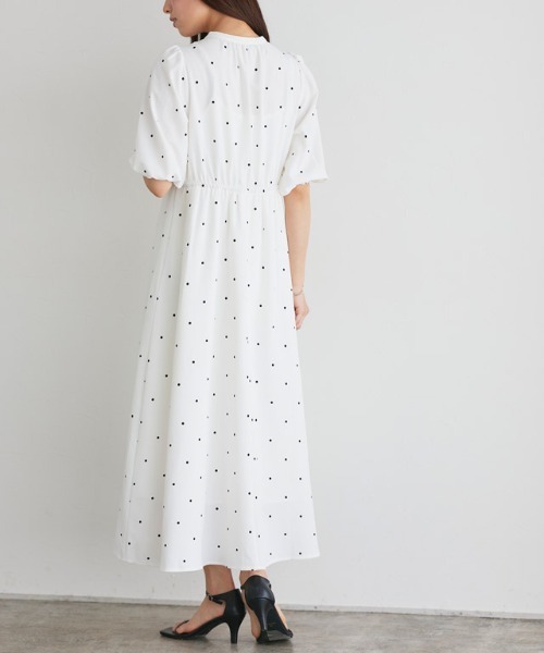 Pierrot（ピエロ）の「リップルドットフレアワンピース（ワンピース・レディース・ブラック/オフホワイト・PM/M/L）」の10枚目の写真