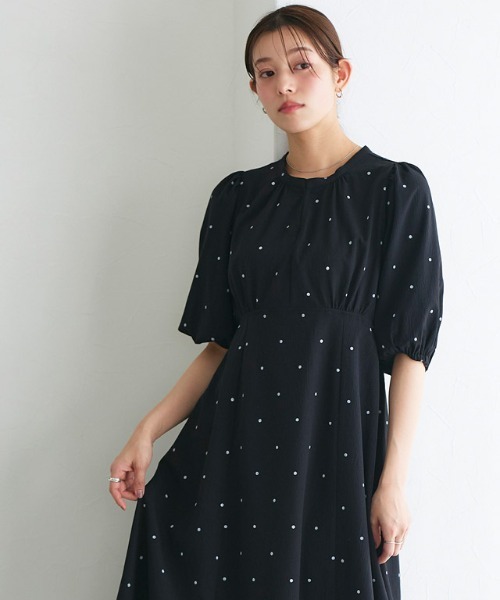 Pierrot（ピエロ）の「リップルドットフレアワンピース（ワンピース・レディース・ブラック/オフホワイト・PM/M/L）」の19枚目の写真