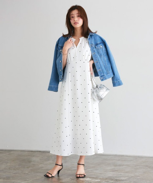 Pierrot（ピエロ）の「リップルドットフレアワンピース（ワンピース・レディース・ブラック/オフホワイト・PM/M/L）」の8枚目の写真