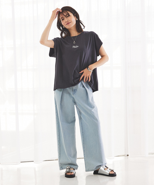 abahouse mavie（アバハウスマヴィ）の「刺繍ロゴ半袖Tシャツ（Tシャツ/カットソー・レディース・ホワイト/ホワイト系その他/グレー系その他/ダークネイビー/ホワイト系その他2/グレー系その他2・フリー）」の17枚目の写真