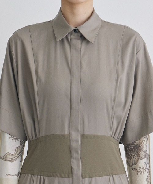 STUDIOUS（ステュディオス）の「【STUDIOUS/ステュディオス】コルセットディティールシャツドレス/ウエストマーク/フィット＆フレア（ワンピース・レディース・ネイビー/グレイッシュベージュ/ブラック・2/1）」の7枚目の写真