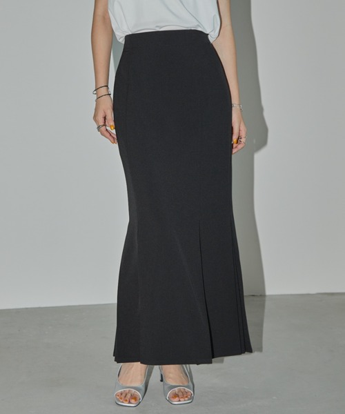 Aunt Marie's(アントマリーズ)の「タックマーメイドロングスカート(スカート・レディース・サンドベージュ/ライム/ブラック/チャコールグレー・マルチサイズ)」の16枚目の写真