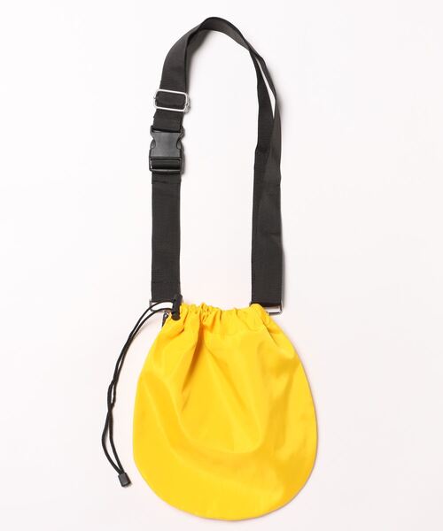 Kotoe(コトエ)の「再入荷ナシ 【UNISEX】 ナイロンミニショルダーバッグ(ショルダーバッグ・レディース・カーキ/ブラック/イエロー・FREE)」の3枚目の写真