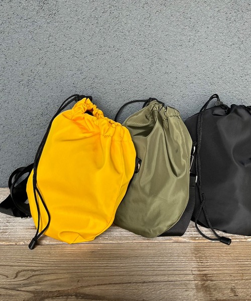 Kotoe(コトエ)の「再入荷ナシ 【UNISEX】 ナイロンミニショルダーバッグ(ショルダーバッグ・レディース・カーキ/ブラック/イエロー・FREE)」の9枚目の写真