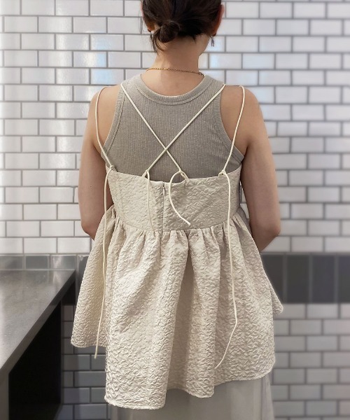 新品未使用タグ付 KARRY American sleeve tank ベージュ 新品未使用タグ付 KARRY American sleeve tank ベージュ