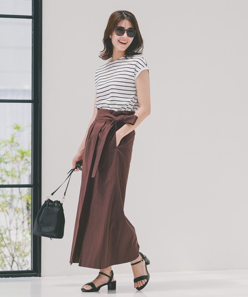 Elura（エルーラ）の「サマ見えフレンチTシャツ/109205（Tシャツ/カットソー・レディース・ホワイト/ブラック/グレイッシュベージュ/ホワイト系その他6/ブラック系その他・SMALL/MEDIUM/LARGE）」の22枚目の写真