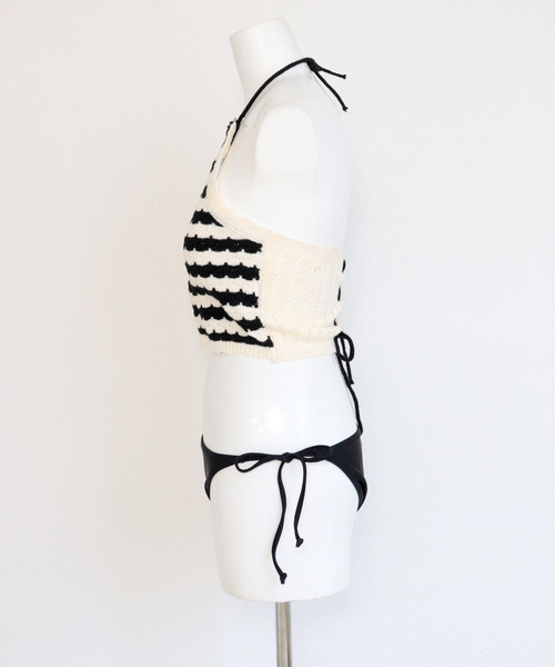 OSYAREVO（オシャレボ）の「ハイネックホルターネック ニット ビキニ 水着 レディース（水着・レディース・ブラック×ホワイト・MEDIUM/LARGE/X-LARGE）」の16枚目の写真