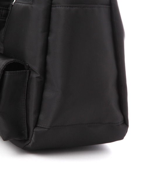 LAKOLE（ラコレ）の「マルチポケットショルダー / 132216（ショルダーバッグ・メンズ・ブラック/カーキ/ベージュ・FREE）」の11枚目の写真