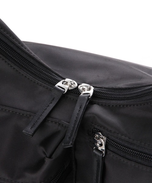 LAKOLE（ラコレ）の「マルチポケットショルダー / 132216（ショルダーバッグ・メンズ・ブラック/カーキ/ベージュ・FREE）」の12枚目の写真