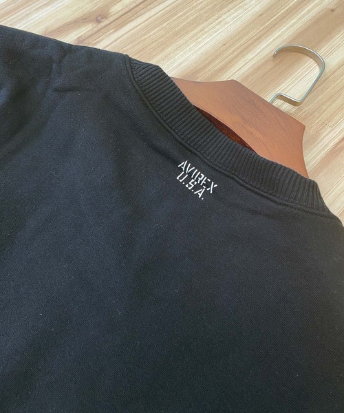 AVIREX（アヴィレックス）の「CREW NECK SWEAT LOGO（スウェット・メンズ・ネイビー/グレー/ブラック・L/XL/XXL/M）」の5枚目の写真