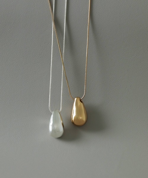 voov（ブーブ）の「シンプル ビッグ ドロップモチーフ ロングネックレス（ネックレス・レディース・シルバー/ゴールド・フリー）」の13枚目の写真