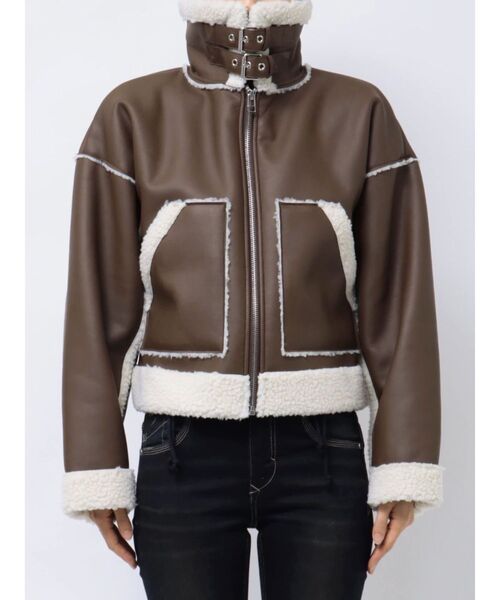 EMODA ボアジャケット ブラウン・ホワイト・ブラック　エモダ EMODA（エモダ）の「ショートフェイクムートンブルゾン（ブルゾン