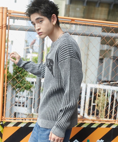 WEGO(ウィゴー)の「WEGO/ヴィンテージライクグラフィックプルオーバー(ニット/セーター・メンズ・グレー/ブラック・LARGE/MEDIUM)」の16枚目の写真