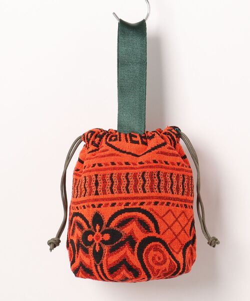 PUEBCO（プエブコ）の「JACQUARD FABRIC DRAWSTRING BAG（ハンドバッグ・メンズ・ネイビー系/オレンジ系・ONE SIZE）」の12枚目の写真