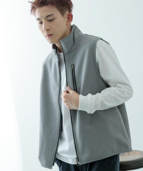 ITEMS URBANRESEARCH（アイテムズ アーバンリサーチ）の「WINDPROOF 裏フリースボンディング ベスト（ベスト・メンズ・グレー/カーキ/ブラック・MEDIUM/LARGE）」の4枚目の写真