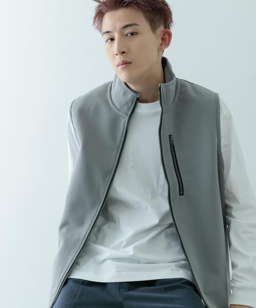 ITEMS URBANRESEARCH（アイテムズ アーバンリサーチ）の「WINDPROOF 裏フリースボンディング ベスト（ベスト・メンズ・グレー/カーキ/ブラック・MEDIUM/LARGE）」の5枚目の写真