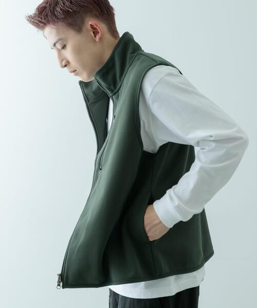 ITEMS URBANRESEARCH（アイテムズ アーバンリサーチ）の「WINDPROOF 裏フリースボンディング ベスト（ベスト・メンズ・グレー/カーキ/ブラック・MEDIUM/LARGE）」の15枚目の写真