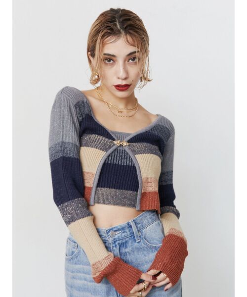 EVRIS(エヴリス)の「ラメアンサンブルニットトップス(ニット/セーター・レディース・グレー/ブラック/レッド・FREE)」の6枚目の写真