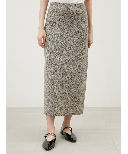 Mila Owen(ミラオーウェン)の「ループデザイン後ベンツストレートニットスカート(スカート・レディース・ライトベージュ/ブラック/その他・0/1)」の3枚目の写真