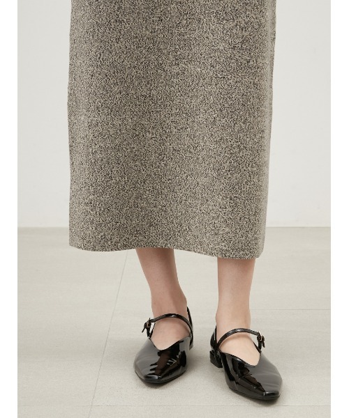 Mila Owen(ミラオーウェン)の「ループデザイン後ベンツストレートニットスカート(スカート・レディース・ライトベージュ/ブラック/その他・0/1)」の8枚目の写真