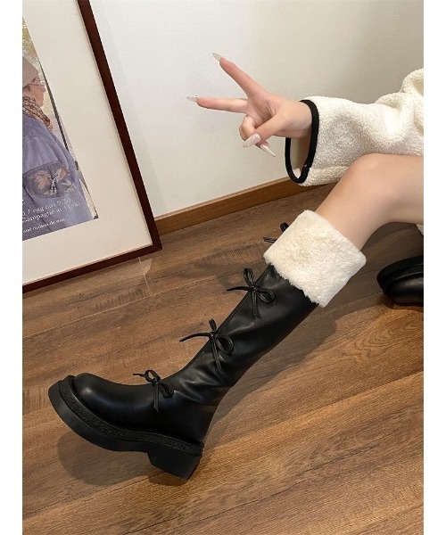 AsRiRe（アスリレイ）の「リボン付き ロングファーブーツ