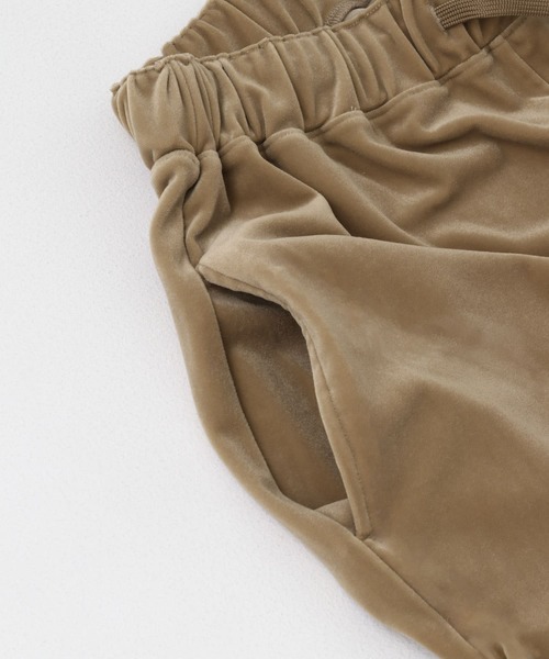 KBF（ケイビーエフ）の「ベロアイージーパンツ（その他パンツ・レディース・チャコールグレー/ベージュ・ONE）」の21枚目の写真