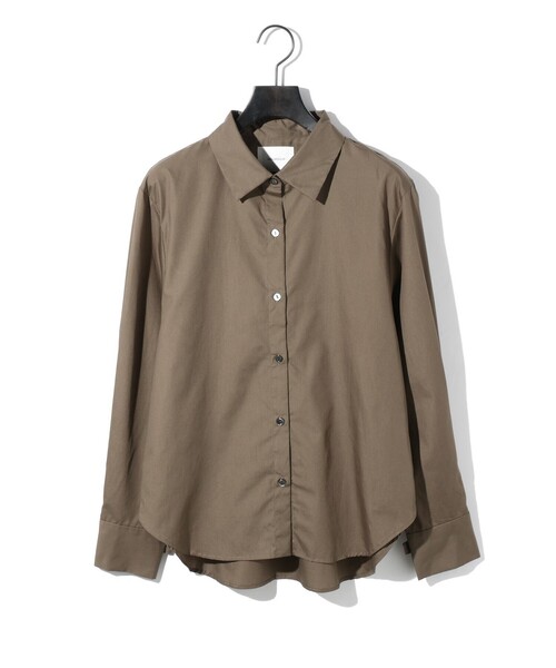 MIDIUMISOLID(ミディウミソリッド)の「MIDIUMISOLID for Ladies ストラップカフスシャツ(RELAX)(シャツ/ブラウス・レディース・アイボリー/カーキ/ブラック・FREE)」の2枚目の写真