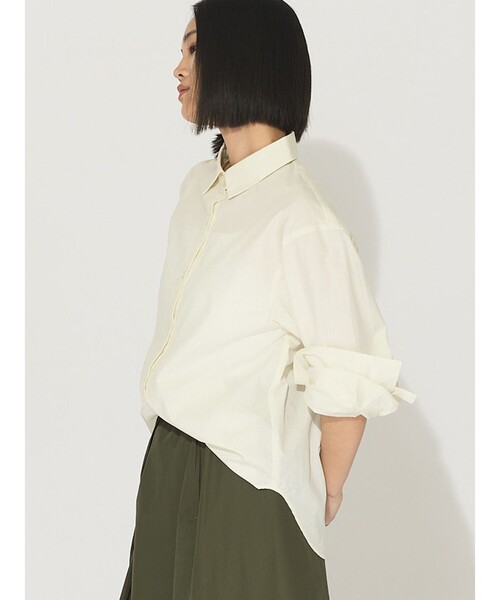 MIDIUMISOLID(ミディウミソリッド)の「MIDIUMISOLID for Ladies ストラップカフスシャツ(RELAX)(シャツ/ブラウス・レディース・アイボリー/カーキ/ブラック・FREE)」の9枚目の写真