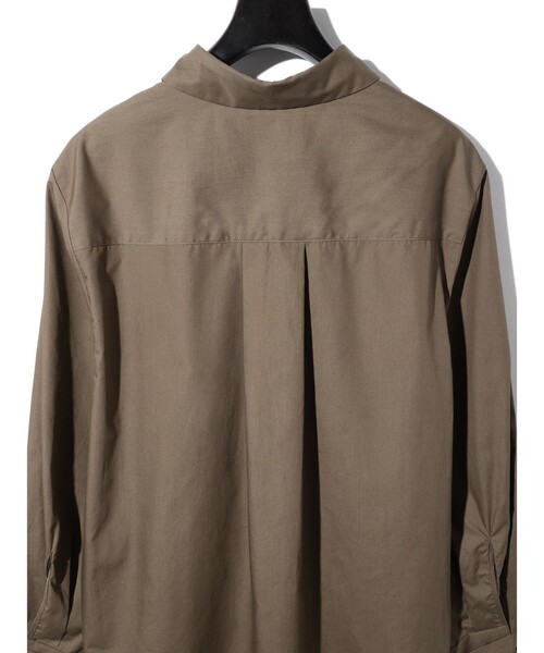 MIDIUMISOLID(ミディウミソリッド)の「MIDIUMISOLID for Ladies ストラップカフスシャツ(RELAX)(シャツ/ブラウス・レディース・アイボリー/カーキ/ブラック・FREE)」の19枚目の写真